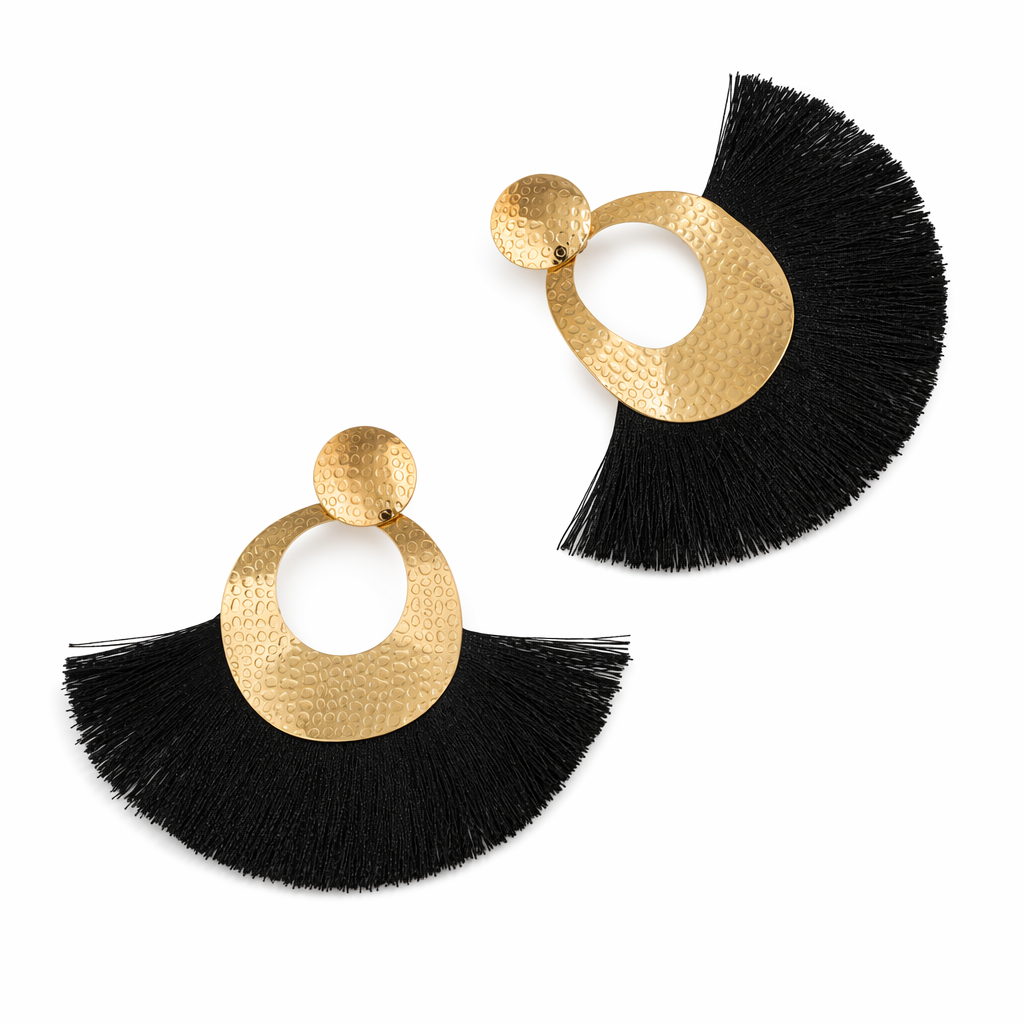Fan-Shaped Tassel Earrings in a Stunning Gold Black