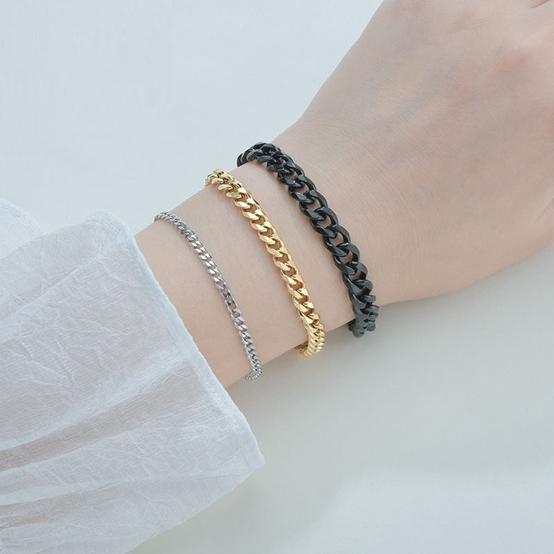 Plated Bracelet with a Timeless Chain Design