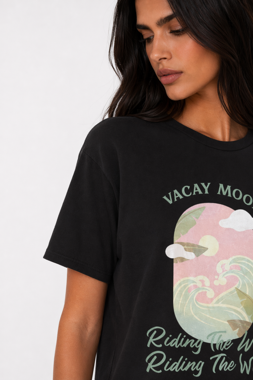 Women's Surf-Inspired Vacation Mood Tee Black