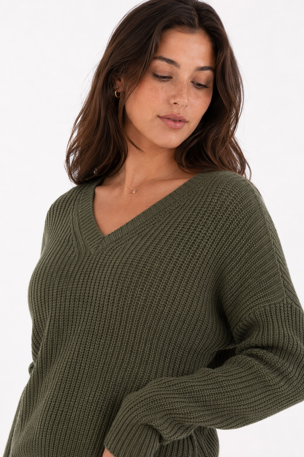 Casual Sweater for Women with a V Neck Design Green