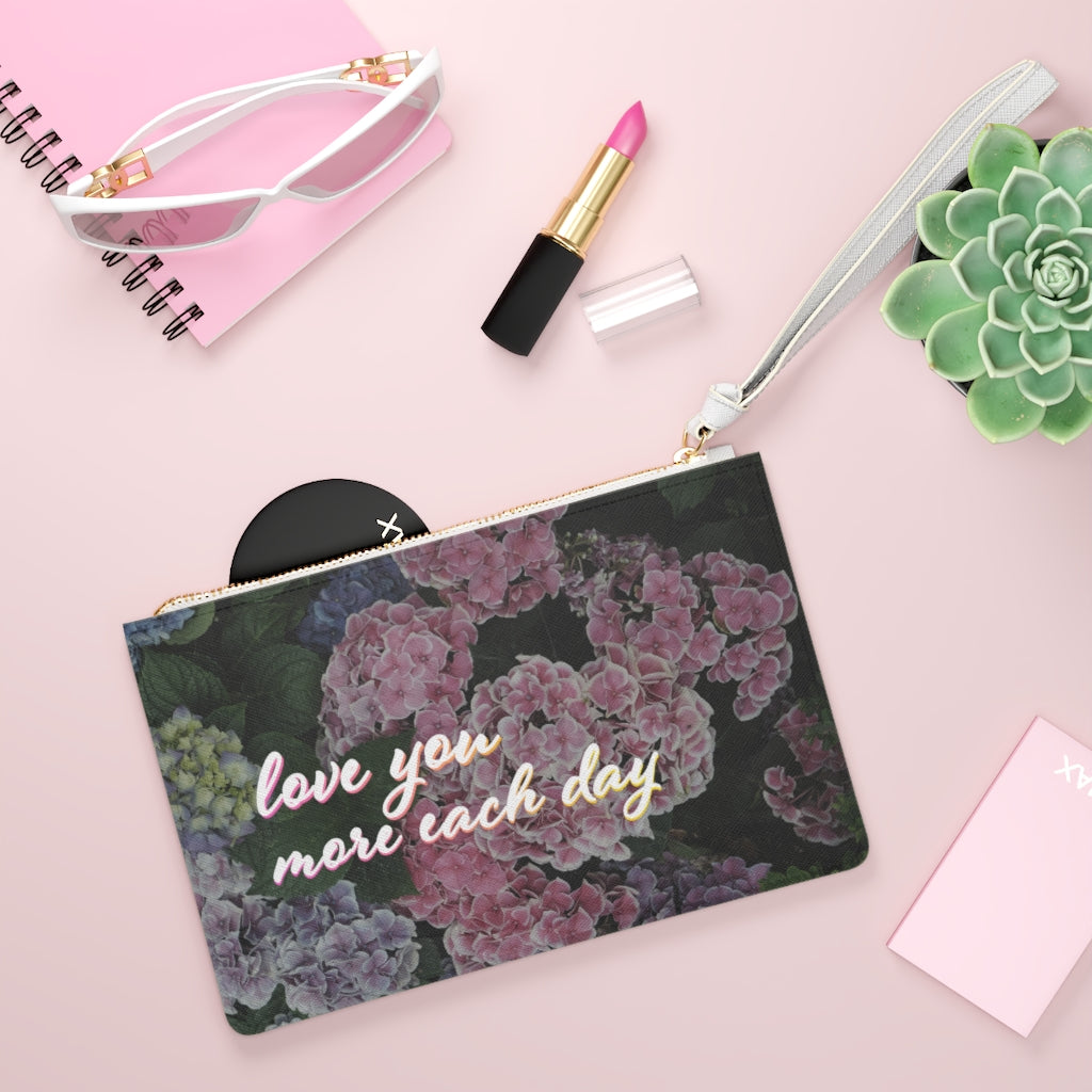Floral Vegan Clutch Bag with Zipper Closure and Sweet Design