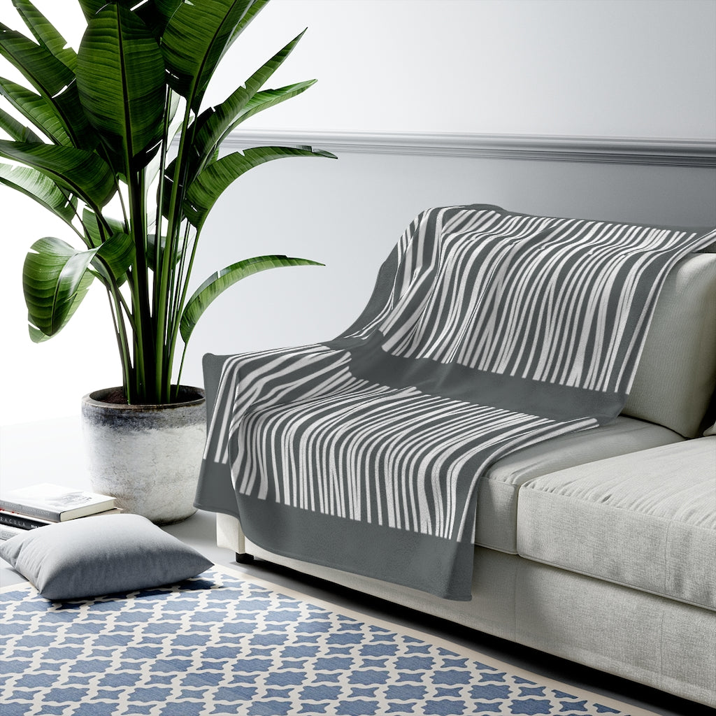 Plush Throw Blanket with Abstract Dark Gray Lines