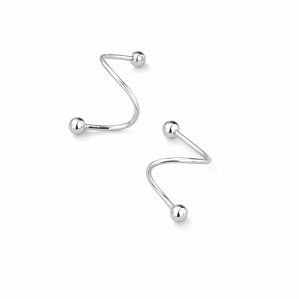 Sleek Star Studs Silver-2