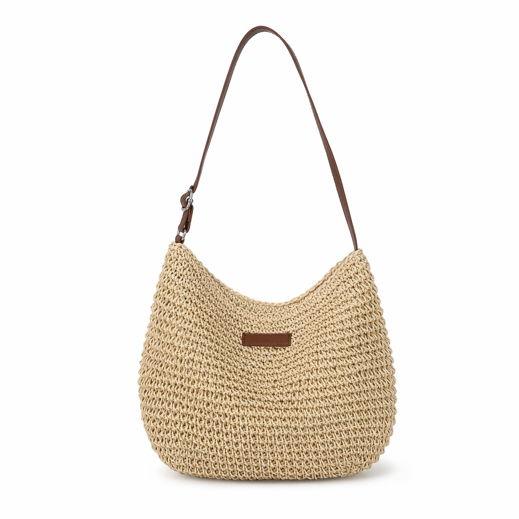 Summer Straw Shoulder Bag for a Relaxed Look Beige