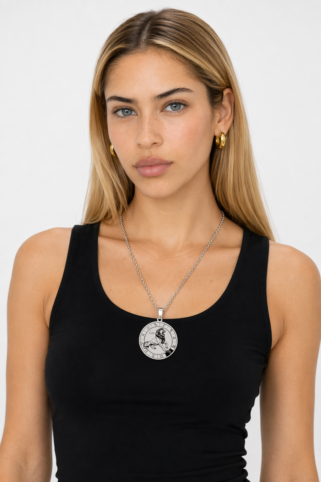 Horoscope Pendant Necklace - Unisex Round Design Leo