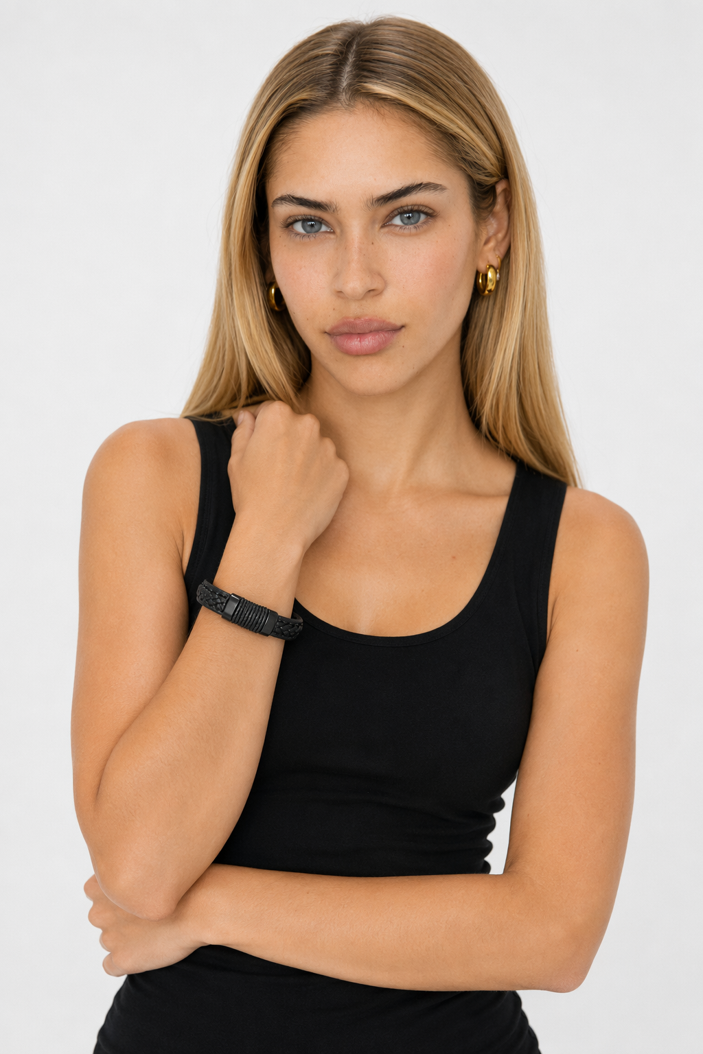 Braided Charm Bracelet Made from Vegan Leather 5