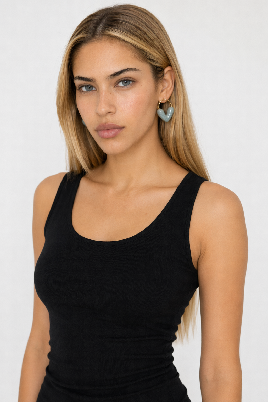 Korean Fashion Heart-Shaped Hoop Earrings 4
