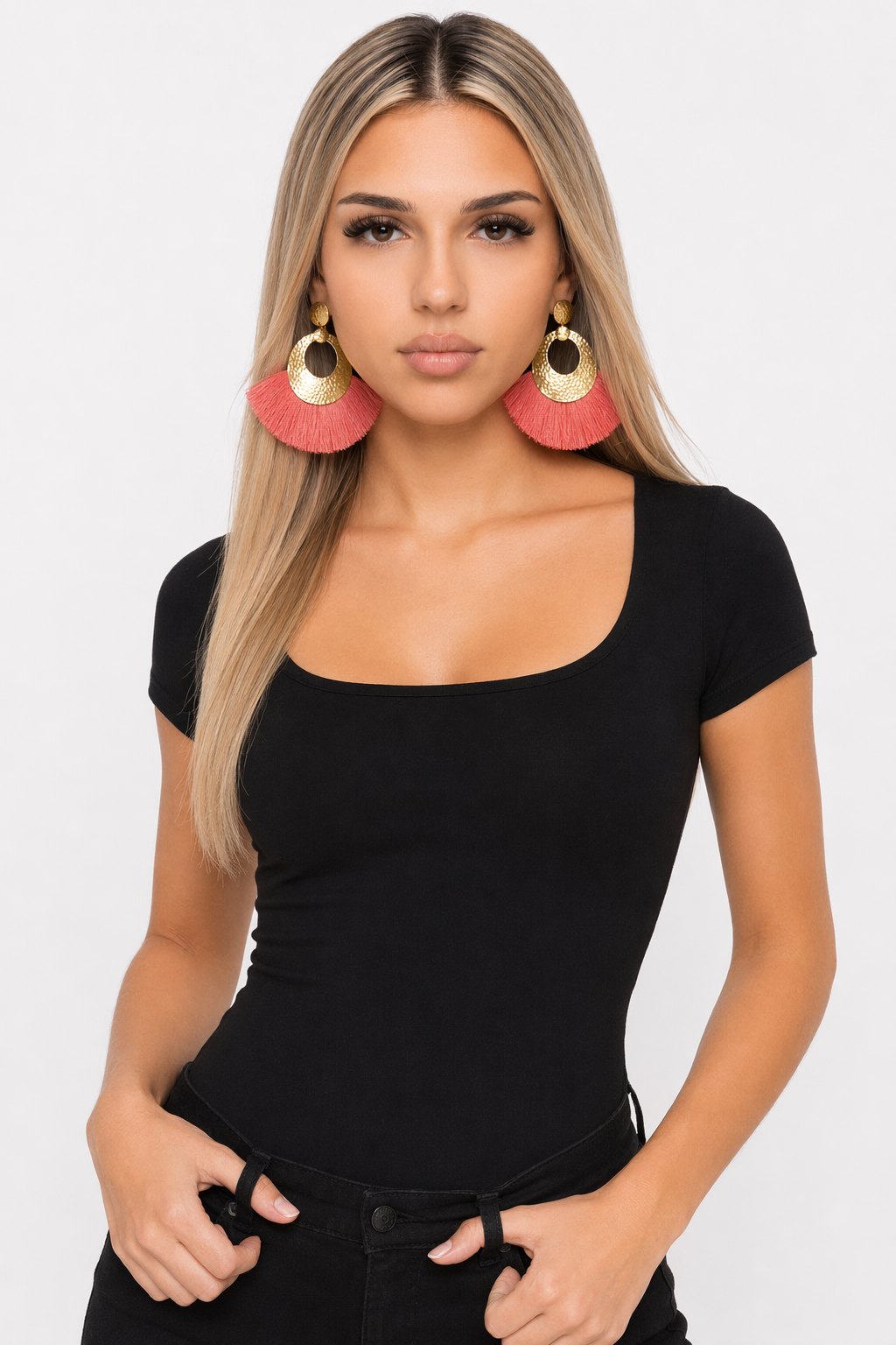 Fan-Shaped Tassel Earrings in a Stunning Gold Pink