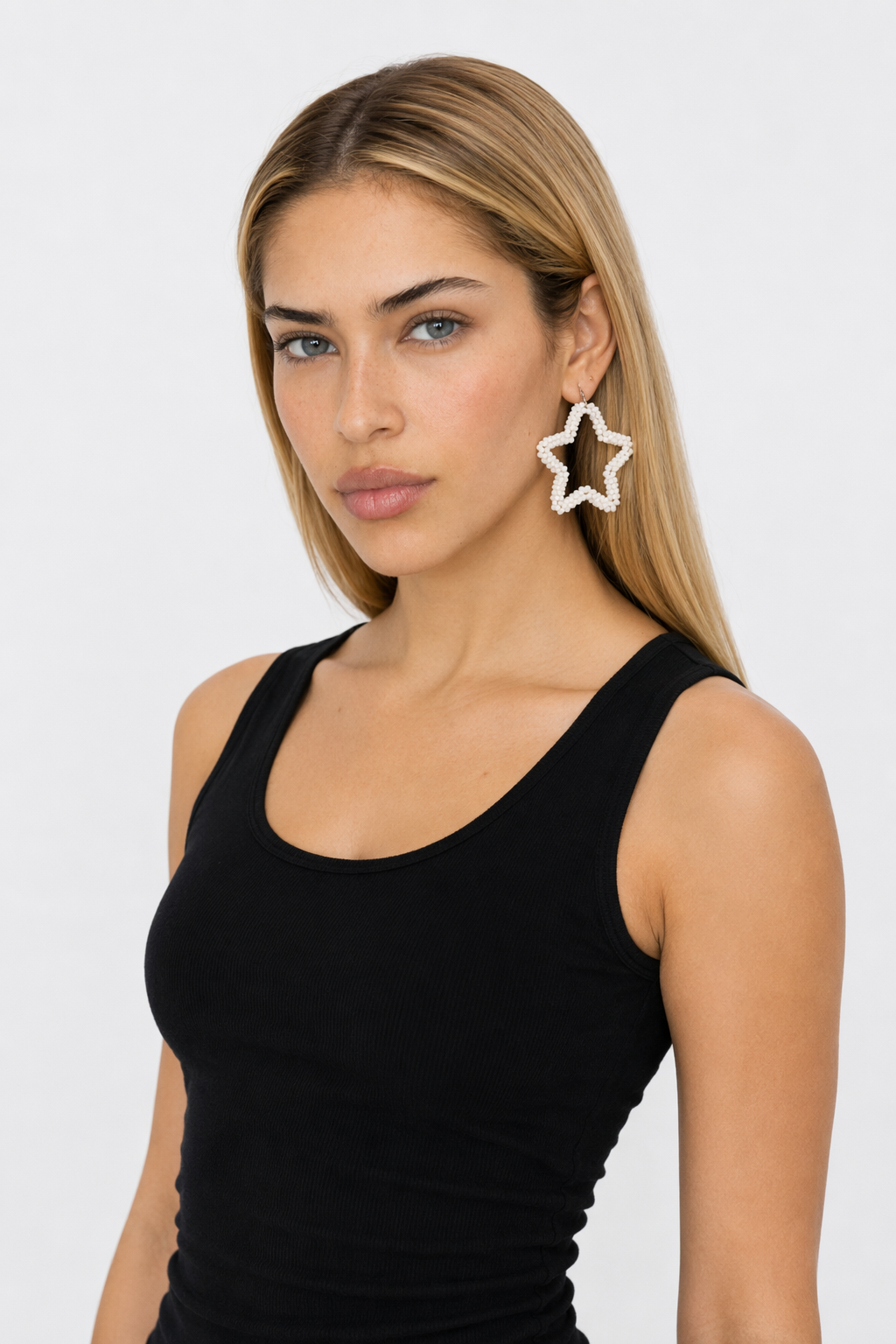 Star-shaped Beaded Hoop Earrings White