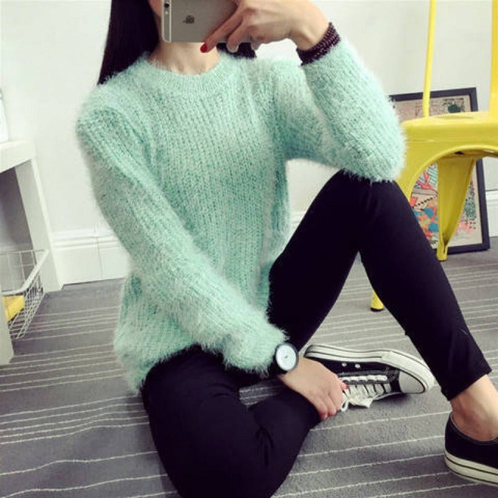 Soft Dreamy Women's Sweater Short