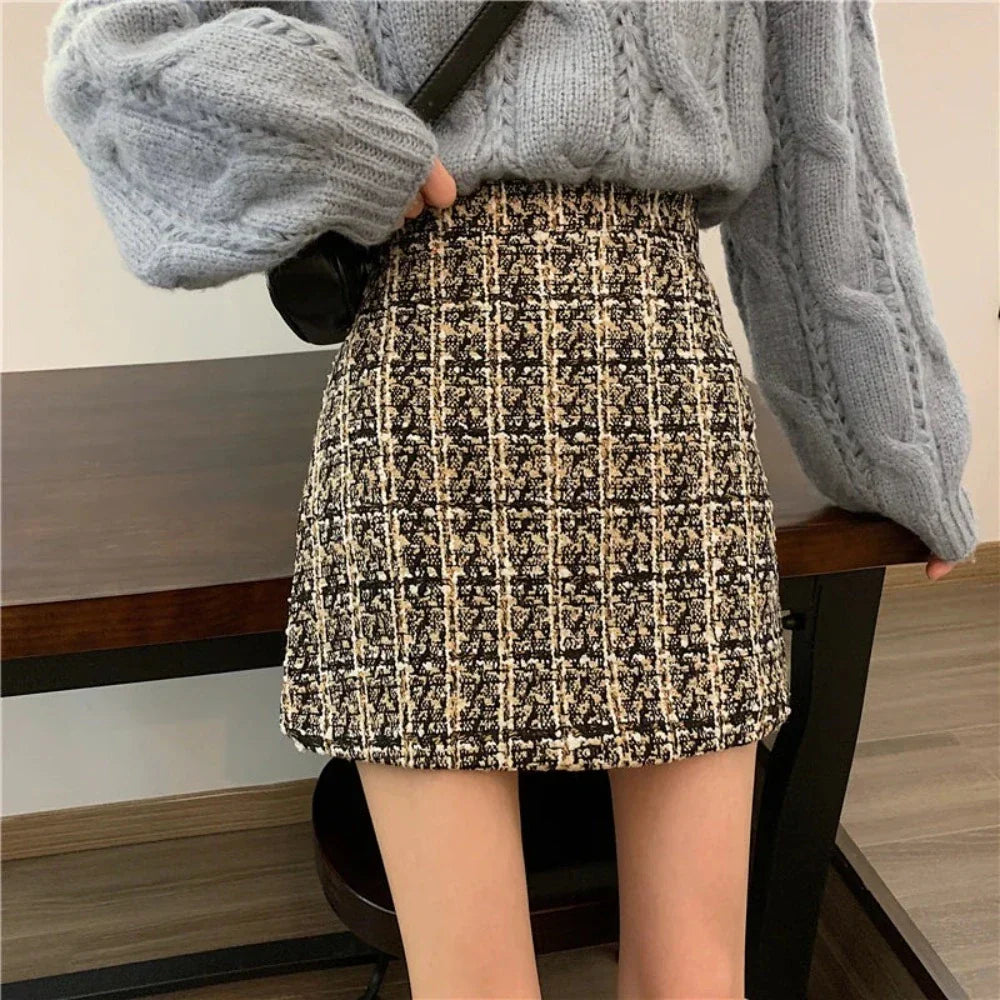 Plaid Skirt for Women's Autumn and Winter Wardrobe