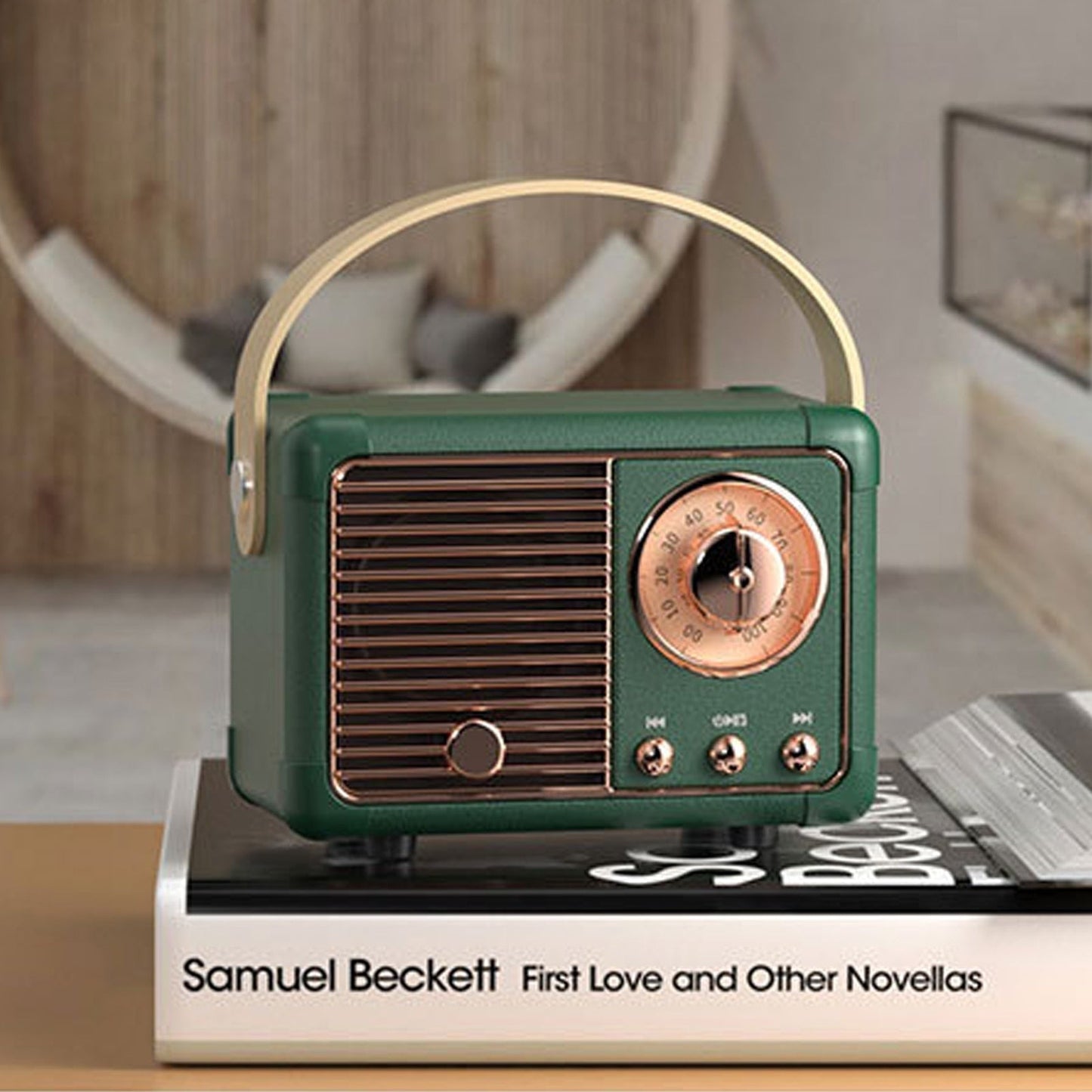 Compact Retro Speakers with Bluetooth and Radio Connectivity