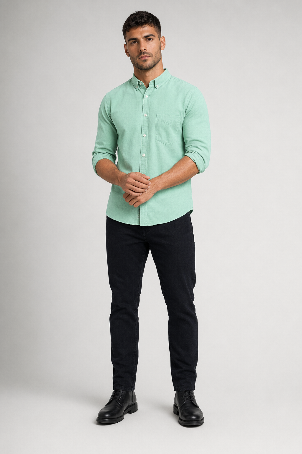 Button-Down Casual Shirt for Men with Long Sleeves, Designed to be Worn Untucked Green