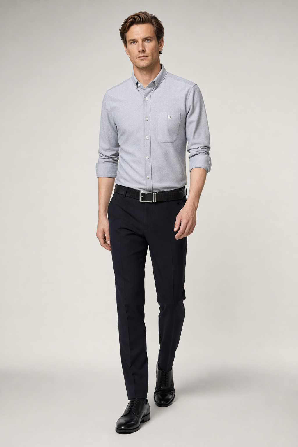 Long Sleeve Oxford Shirt for Men: Retaining Clarity and Distinction Gray