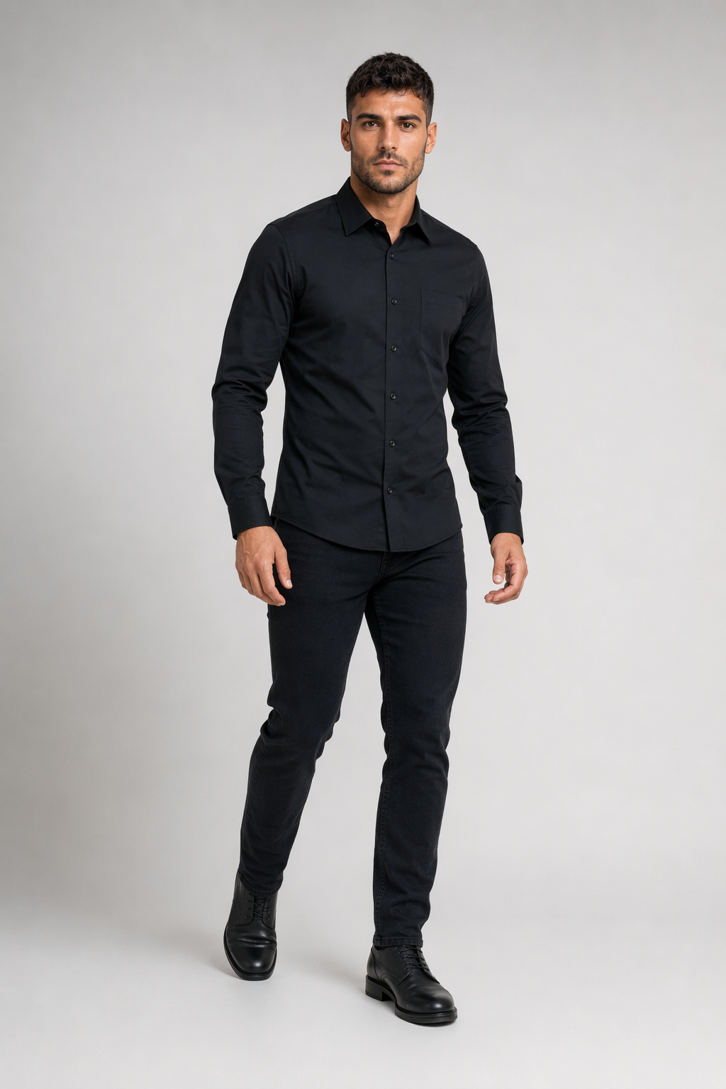 Wrinkle-Free Oxford Shirt for Men with Button Down Design Black