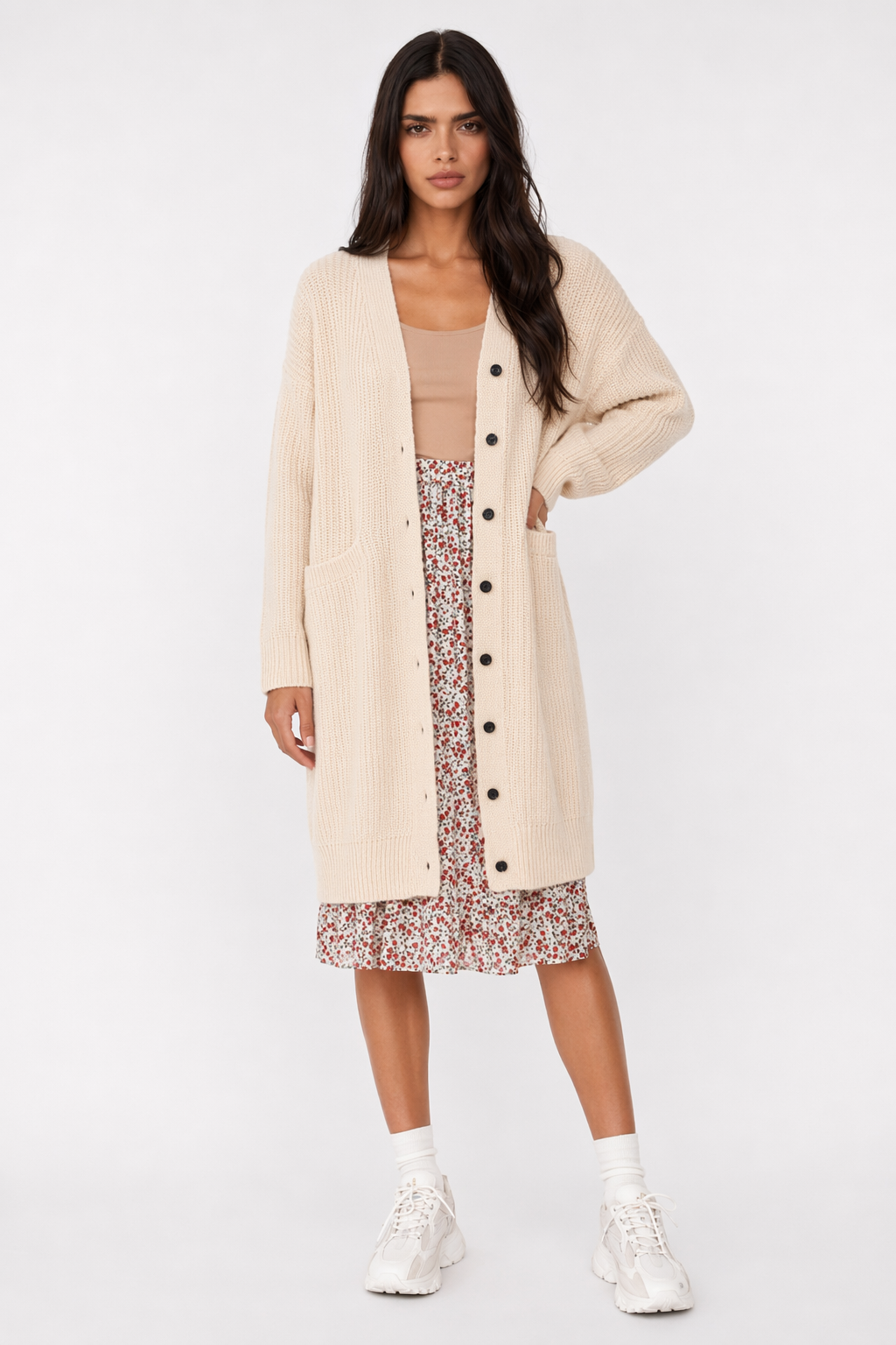 Long Cardigan for Women with Convenient Pockets for Everyday Wear Beige