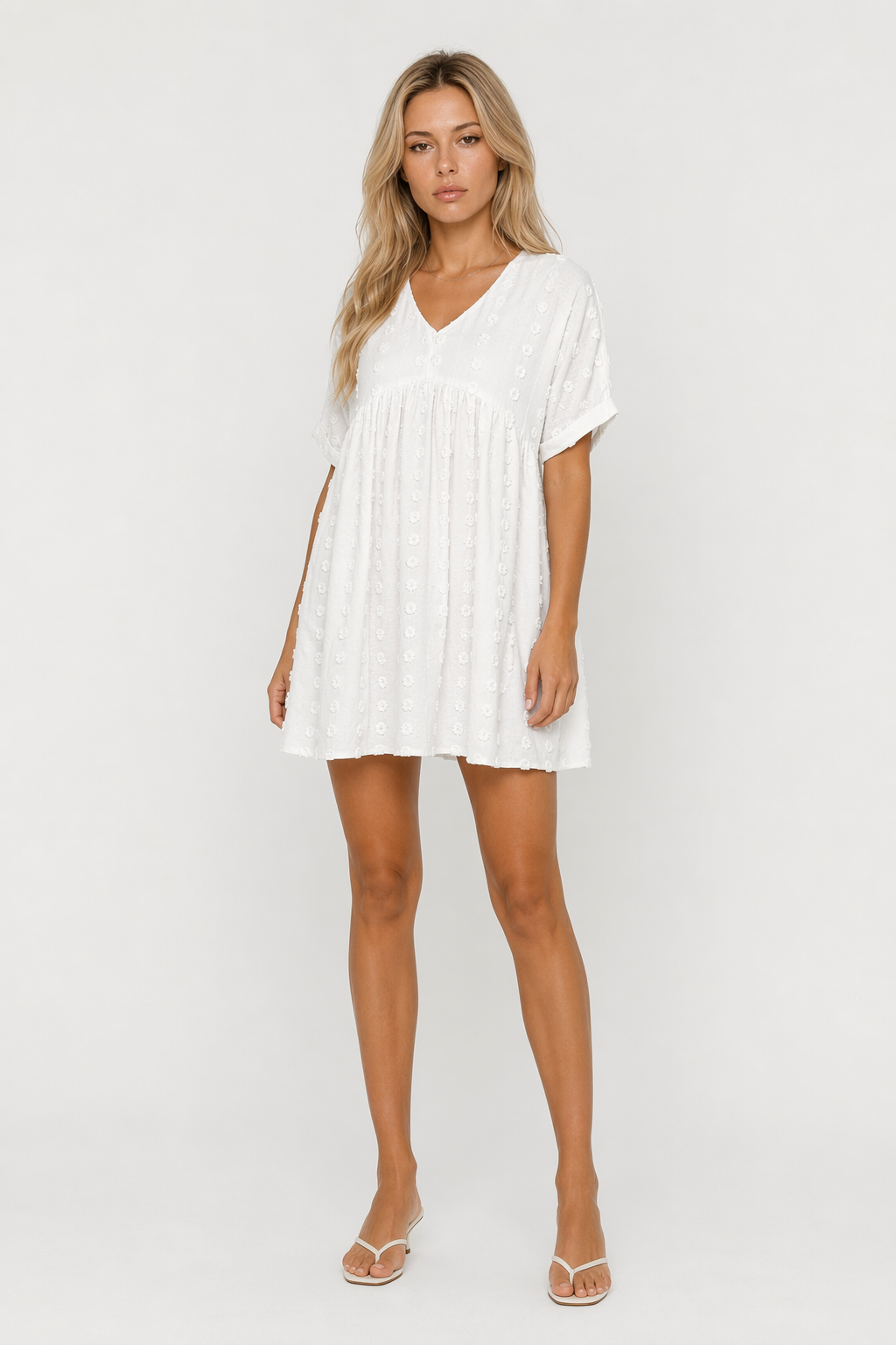 Flowy Short-Sleeved Dress for Women with a V-Neckline White