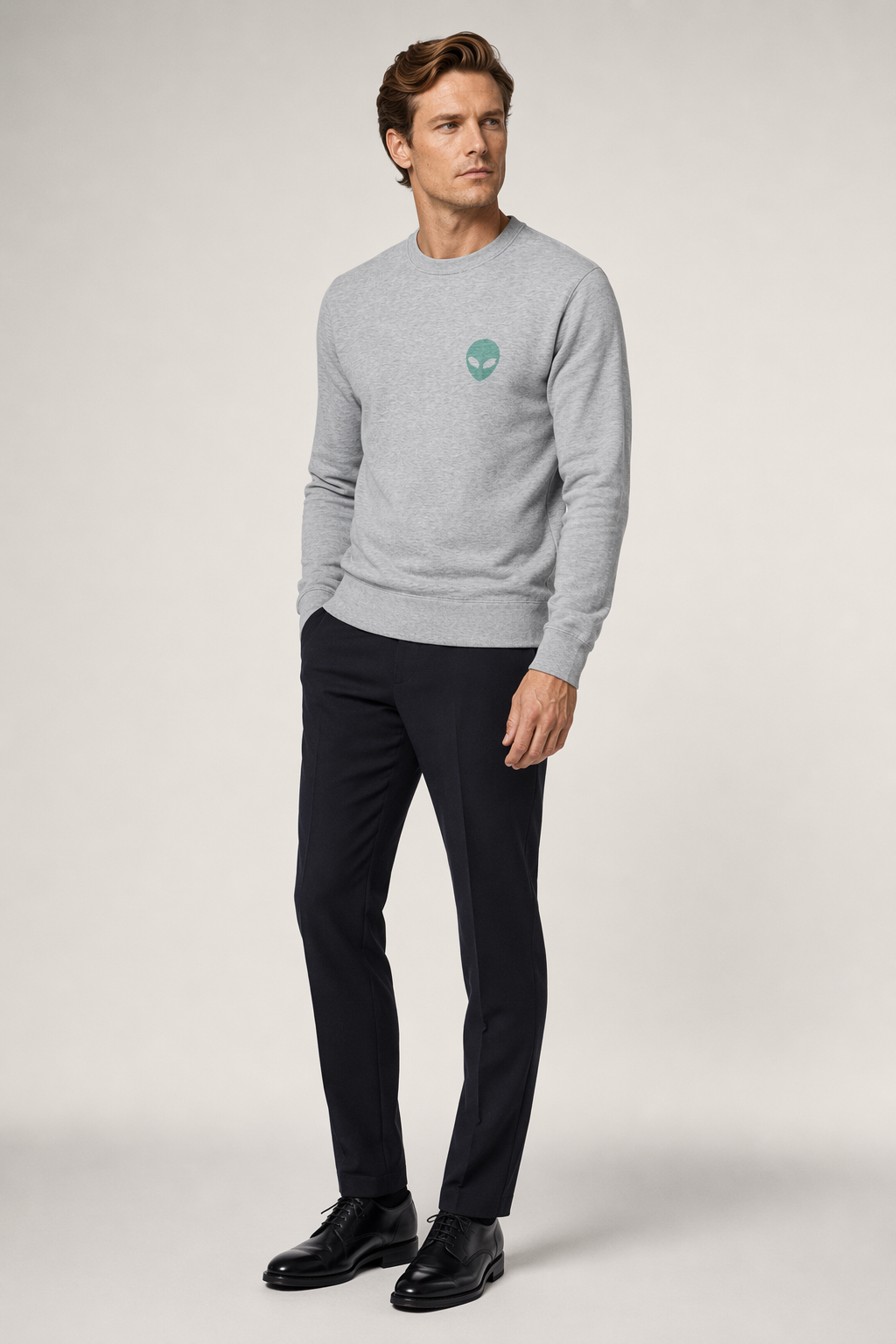 Back Print Alien Graphic Sweater - A Unique Twist on an Extraterrestrial Design Default