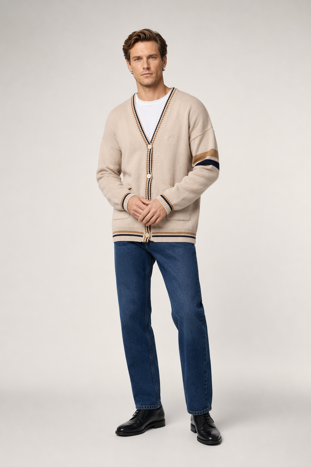 Men's Cardigan with Front Pockets - V Neck Design Beige