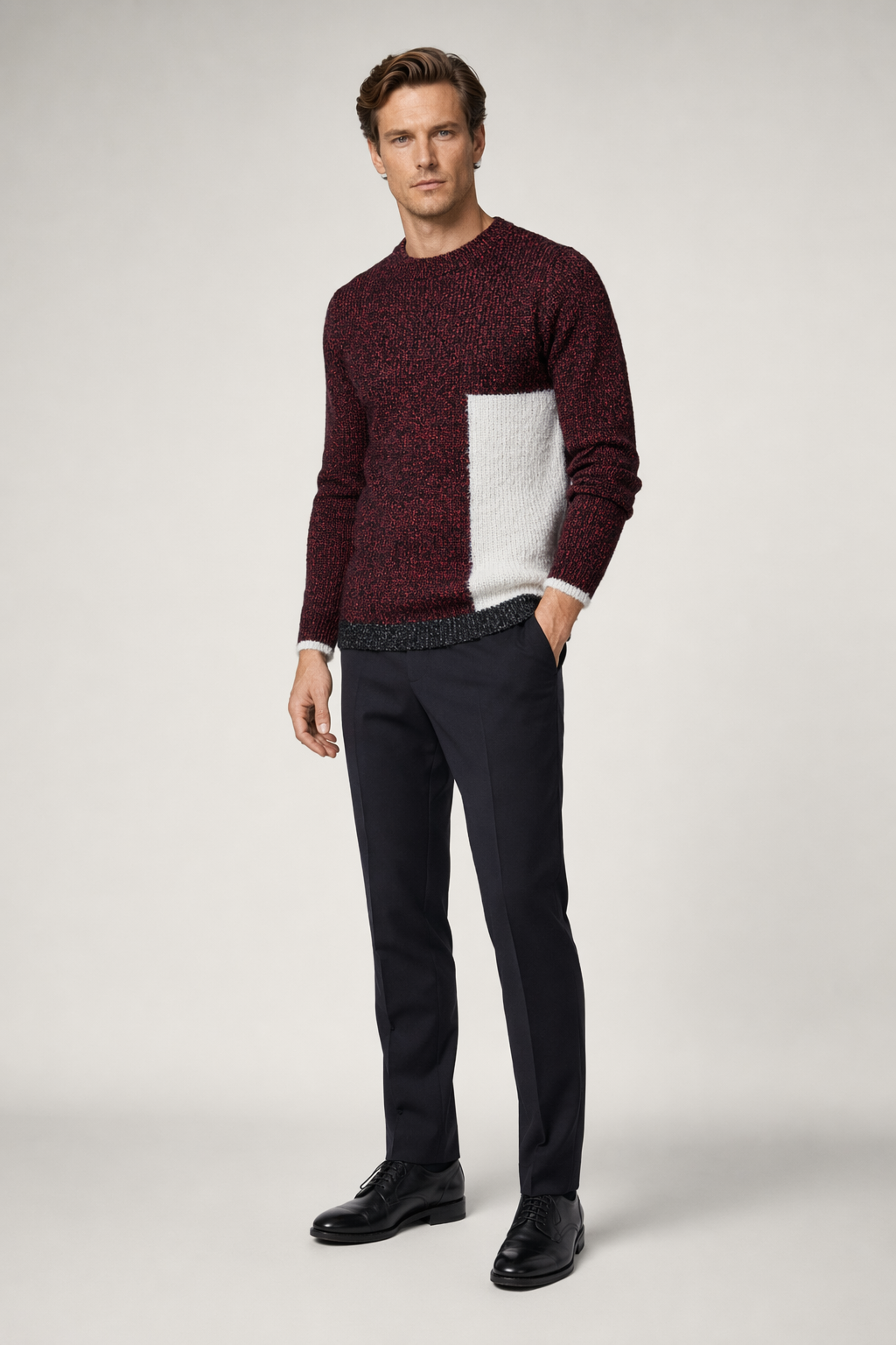 Color-Blocked Round Neck Men's Sweater Wine