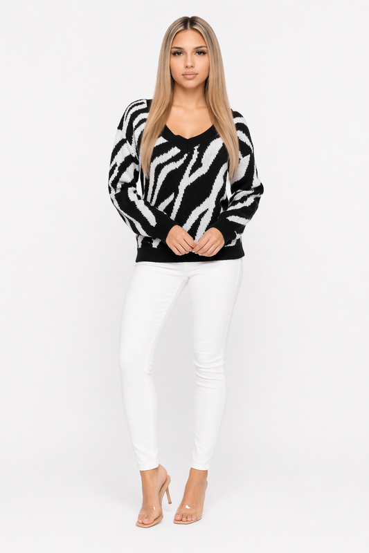 Zebra Patterned Round Neck Women's Sweater Default