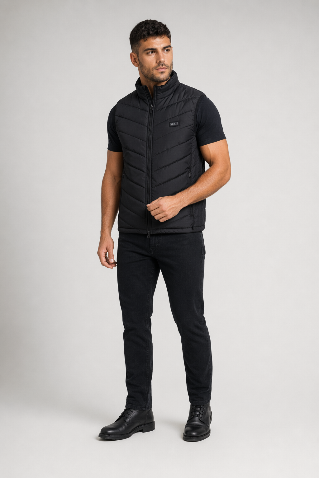 Lightweight 17-Panel Smart Heating Vest with Expanded Heating Area Black