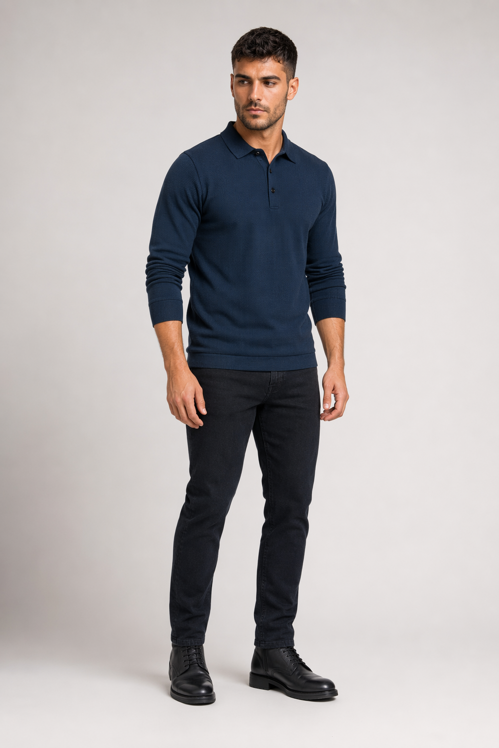 Long-Sleeved Polo Shirt for Men: A Timeless Classic Navy
