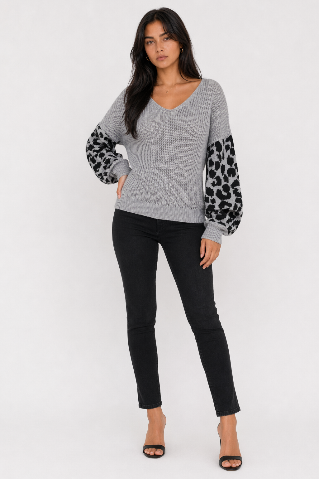 Leopard Print Sleeved Women's V Neck Sweater Gray