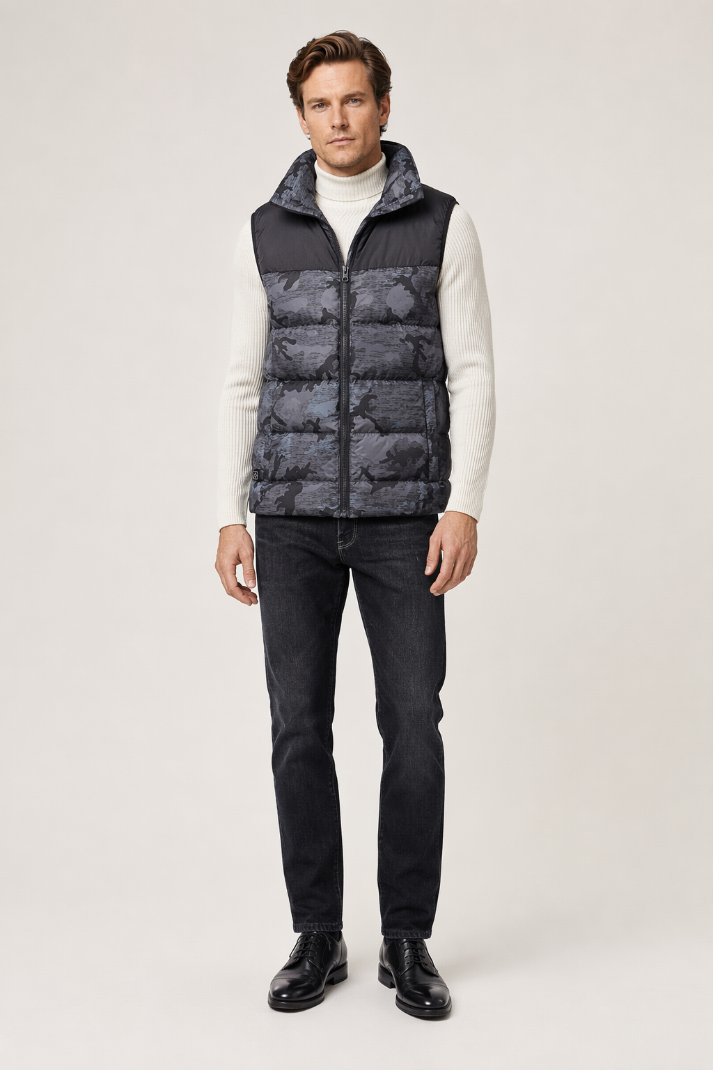 Intelligent Technology Heated USB Winter Vest for Men Gray