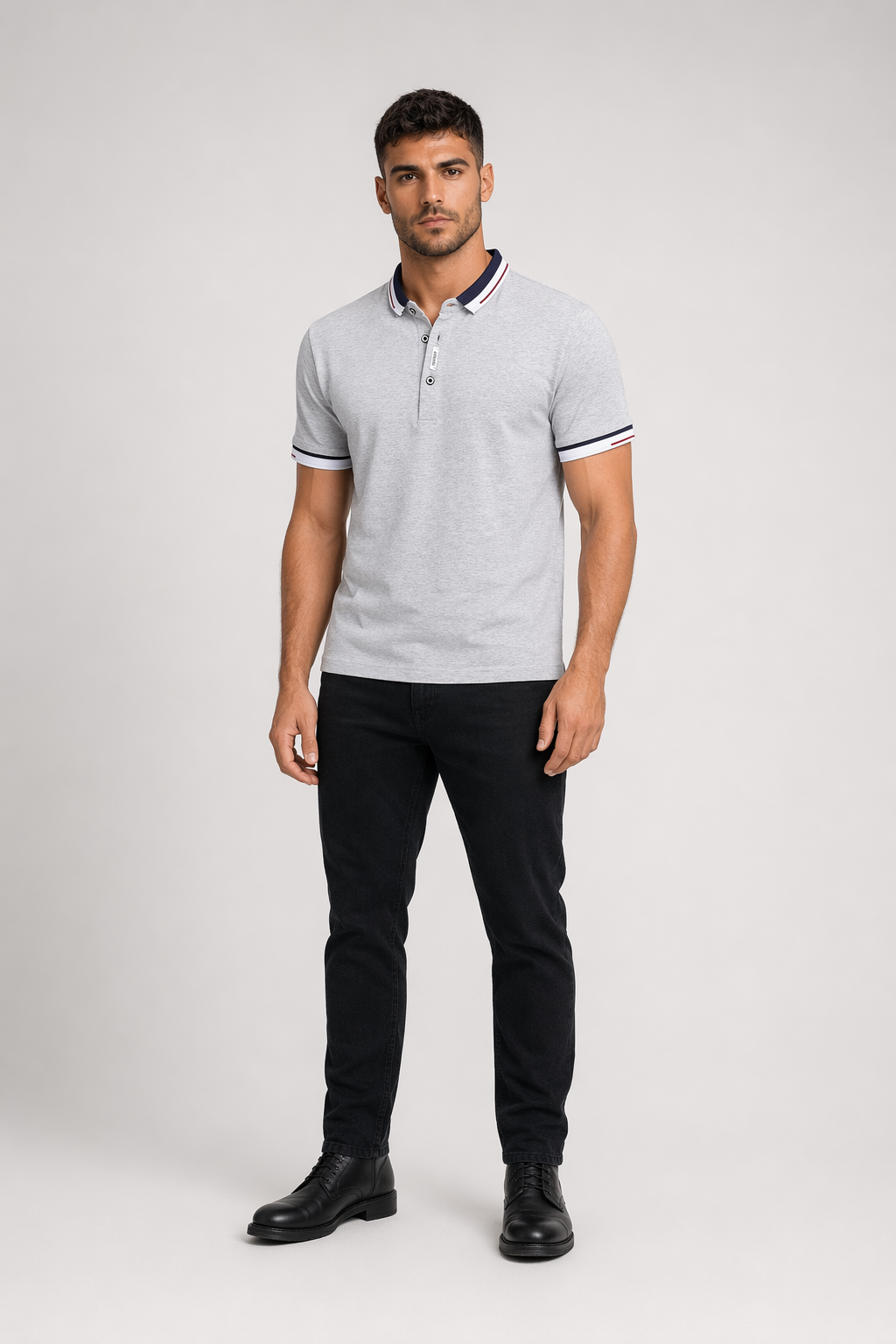Short-Sleeved Polo Shirt for Men with Distinctive Collar Embellishments Light Gray