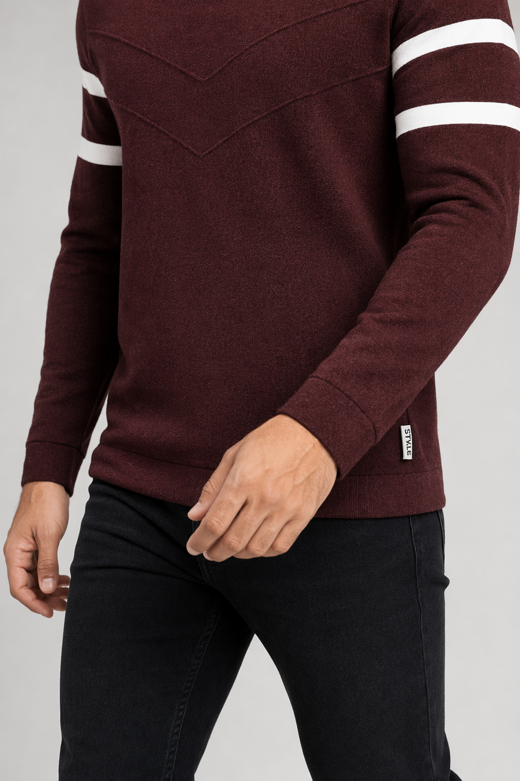 Slim Fit Men's Round Neck Pullover Sweater Wine