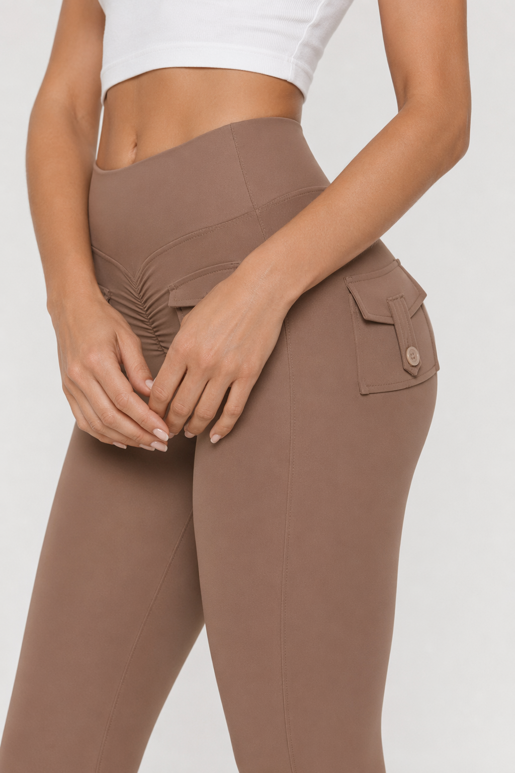 Yoga Leggings with Spacious Pockets for Wide Leg Movement Khaki