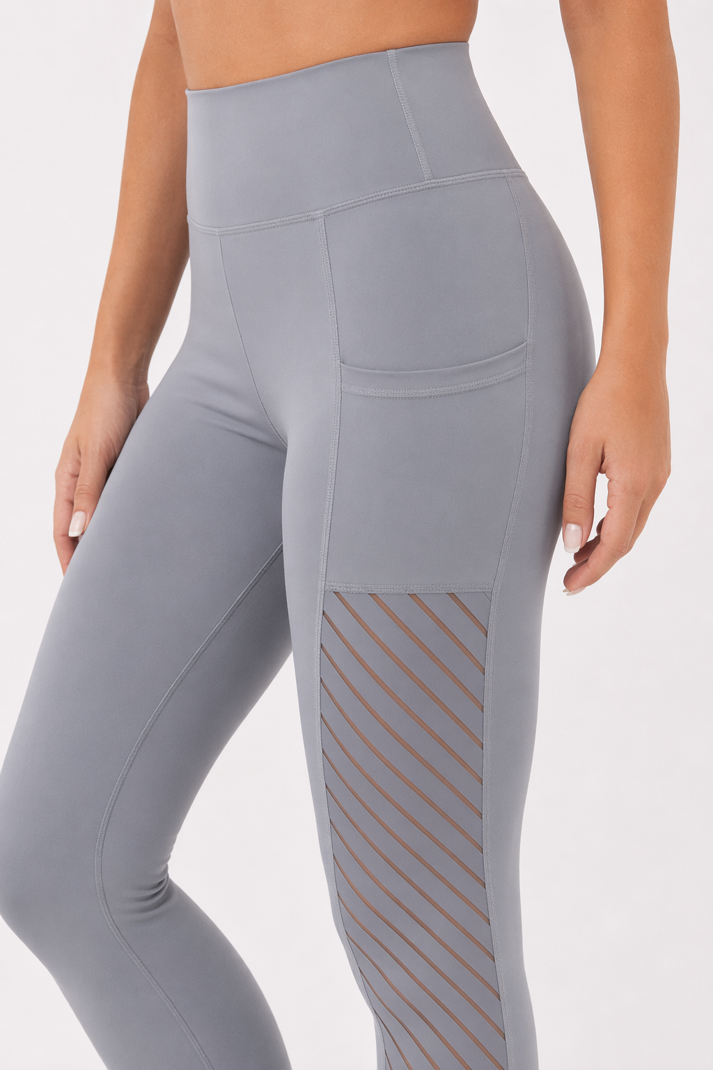 Mesh Panel High-Waisted Yoga Leggings featuring Pockets Light gray