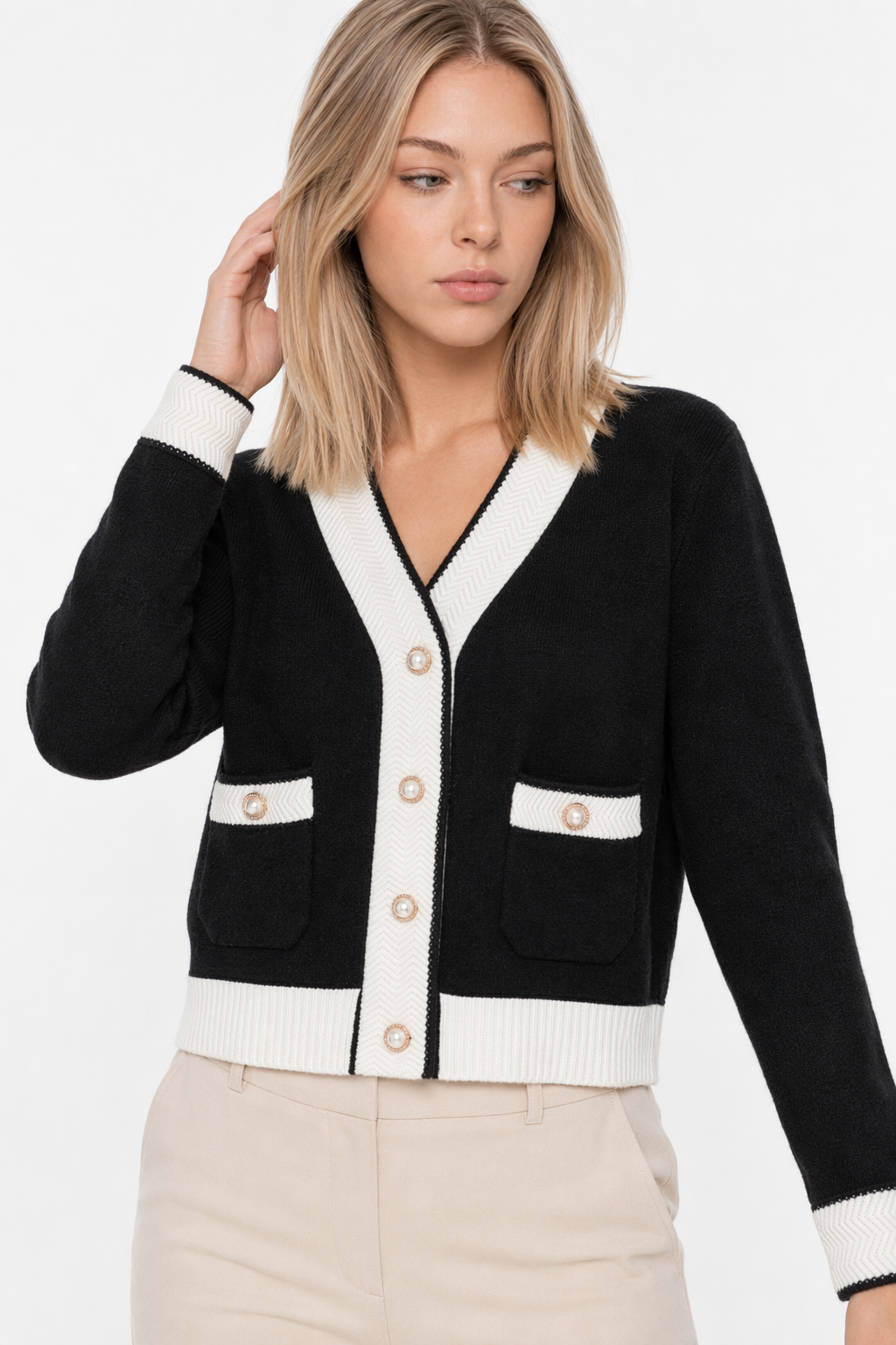 Women's V-Neck Contrast Sleeve Cardigan Black