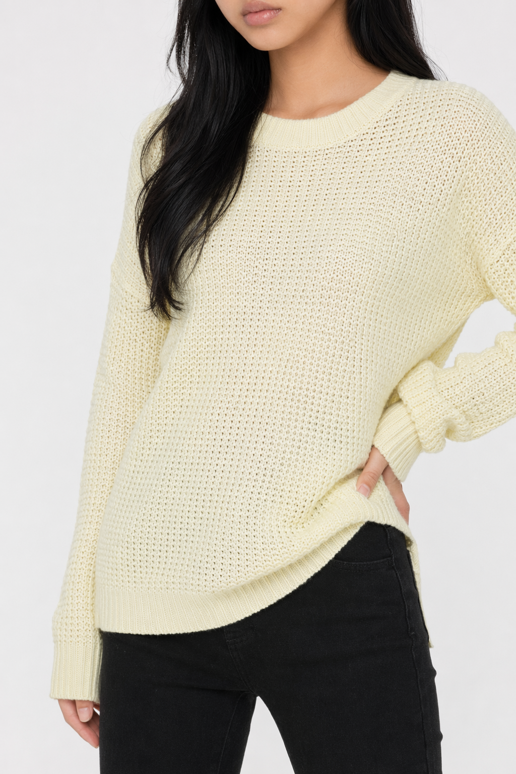 Soft Round Neck Sweater for Women: Maintaining Clarity and Distinction Default