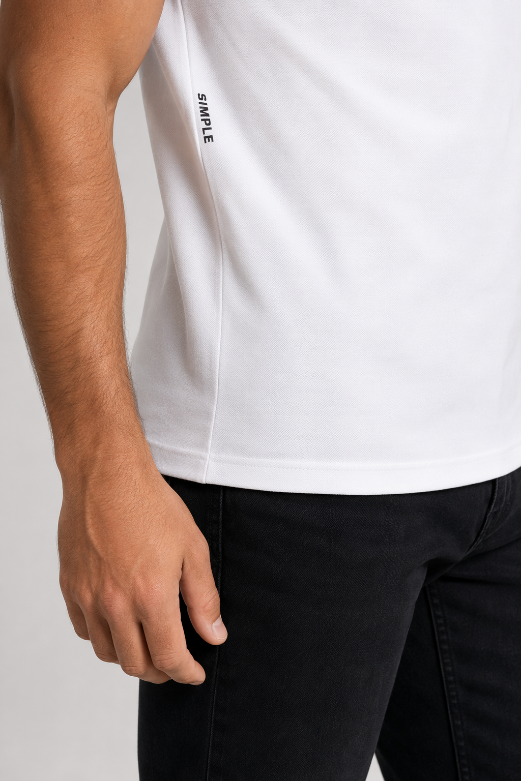 Slim Fit Men's Casual V-Neck Tee White