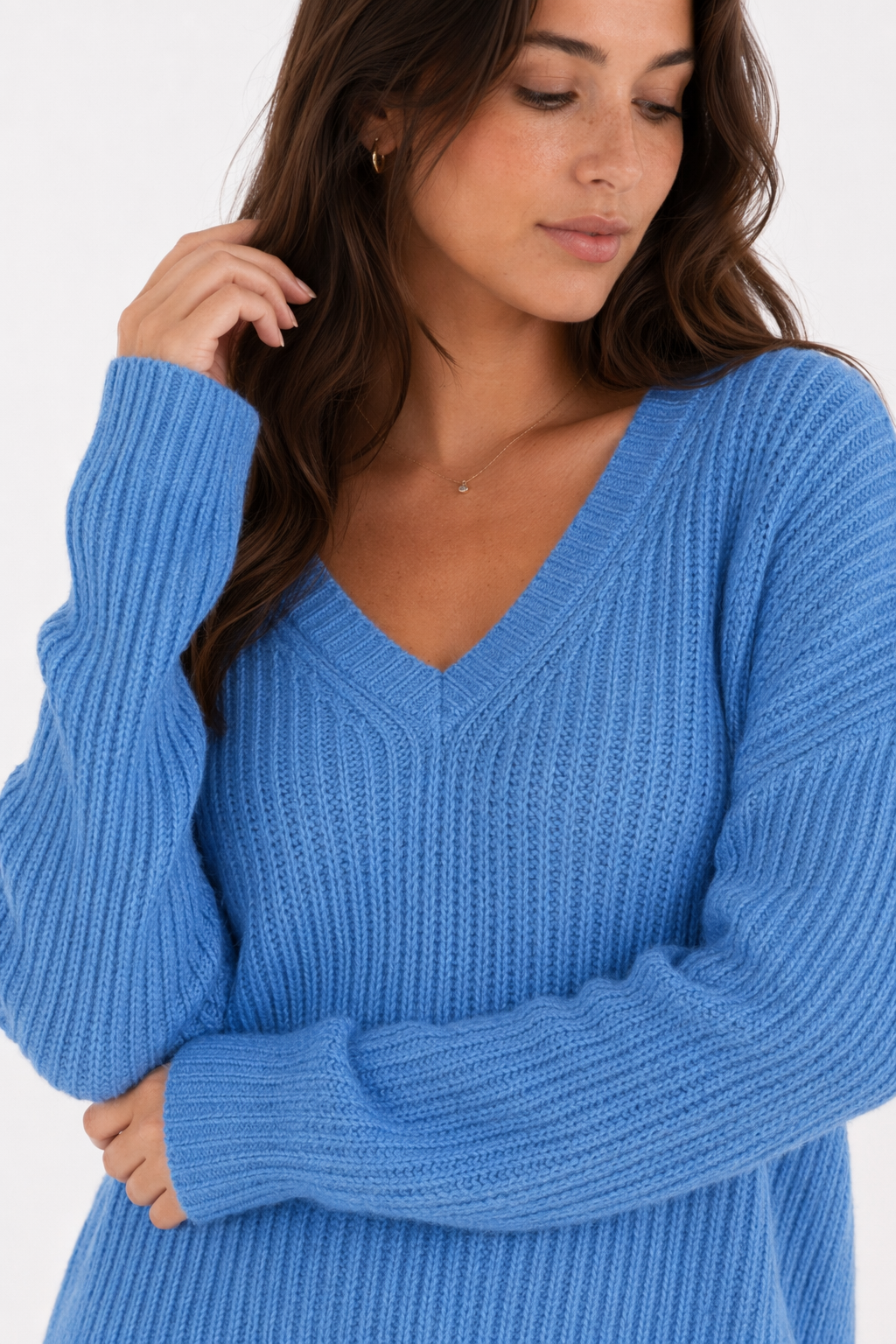 Casual Sweater for Women with a V Neck Design Blue