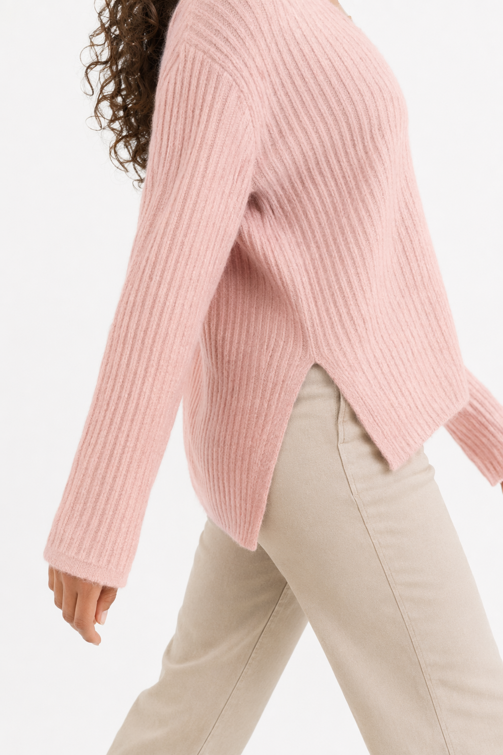 Ribbed Knit Sweater for Women with a V-Neck Design Pink