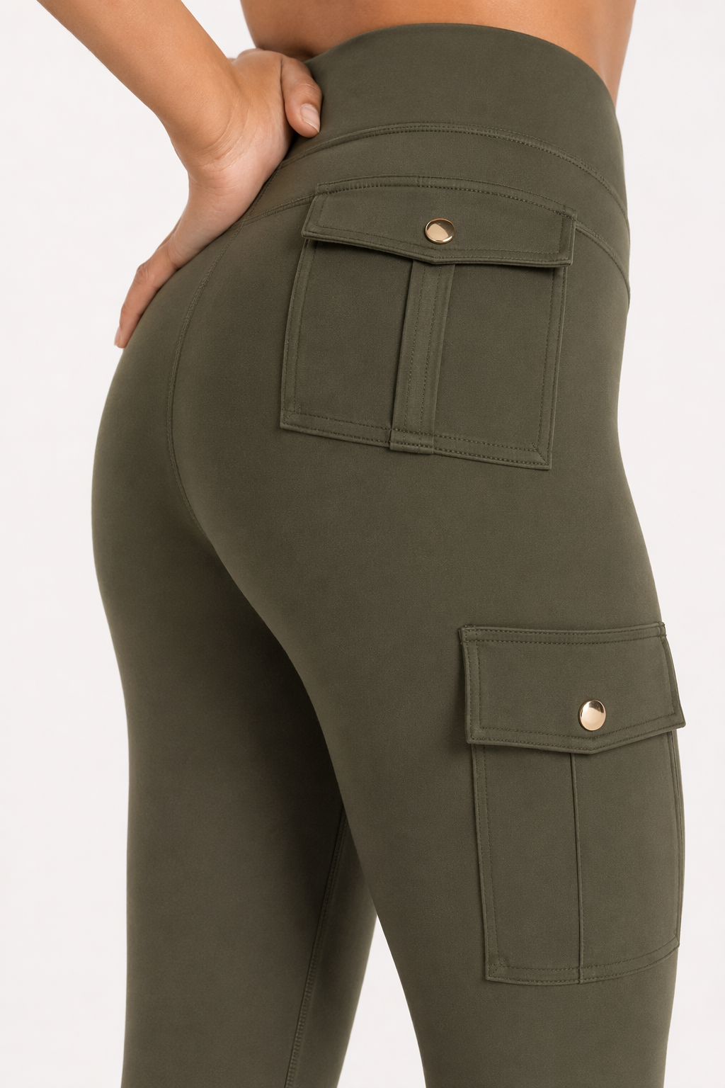 High-Waisted Yoga Leggings for Women featuring Convenient Pockets Green