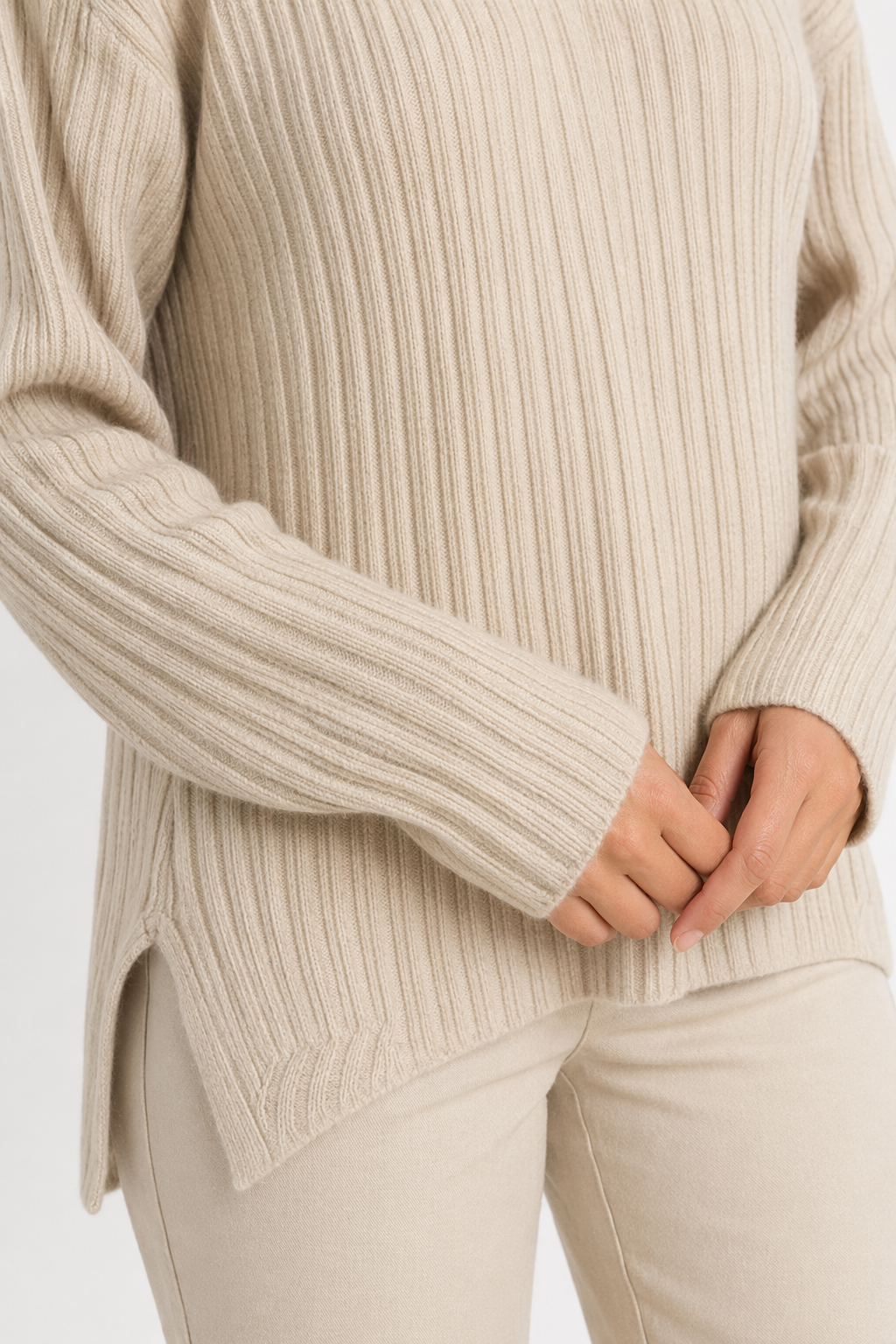 Ribbed Knit Sweater for Women with a V-Neck Design Beige