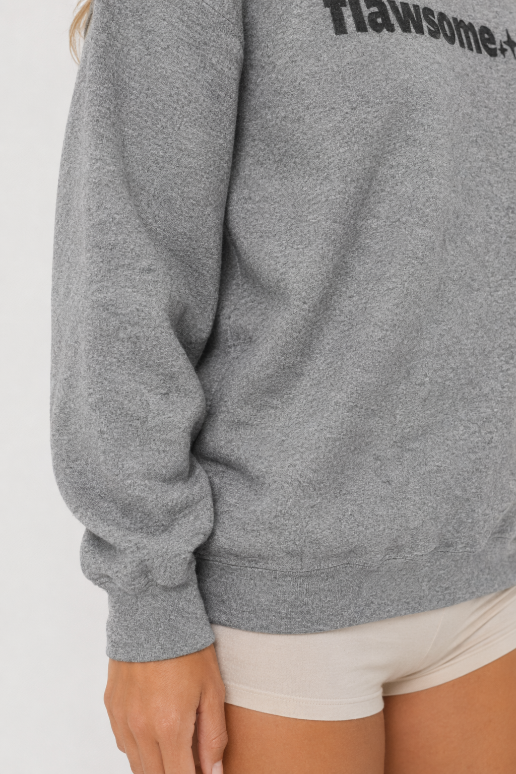 Flawless Women's Logo Crewneck Sweatshirt Sport Grey