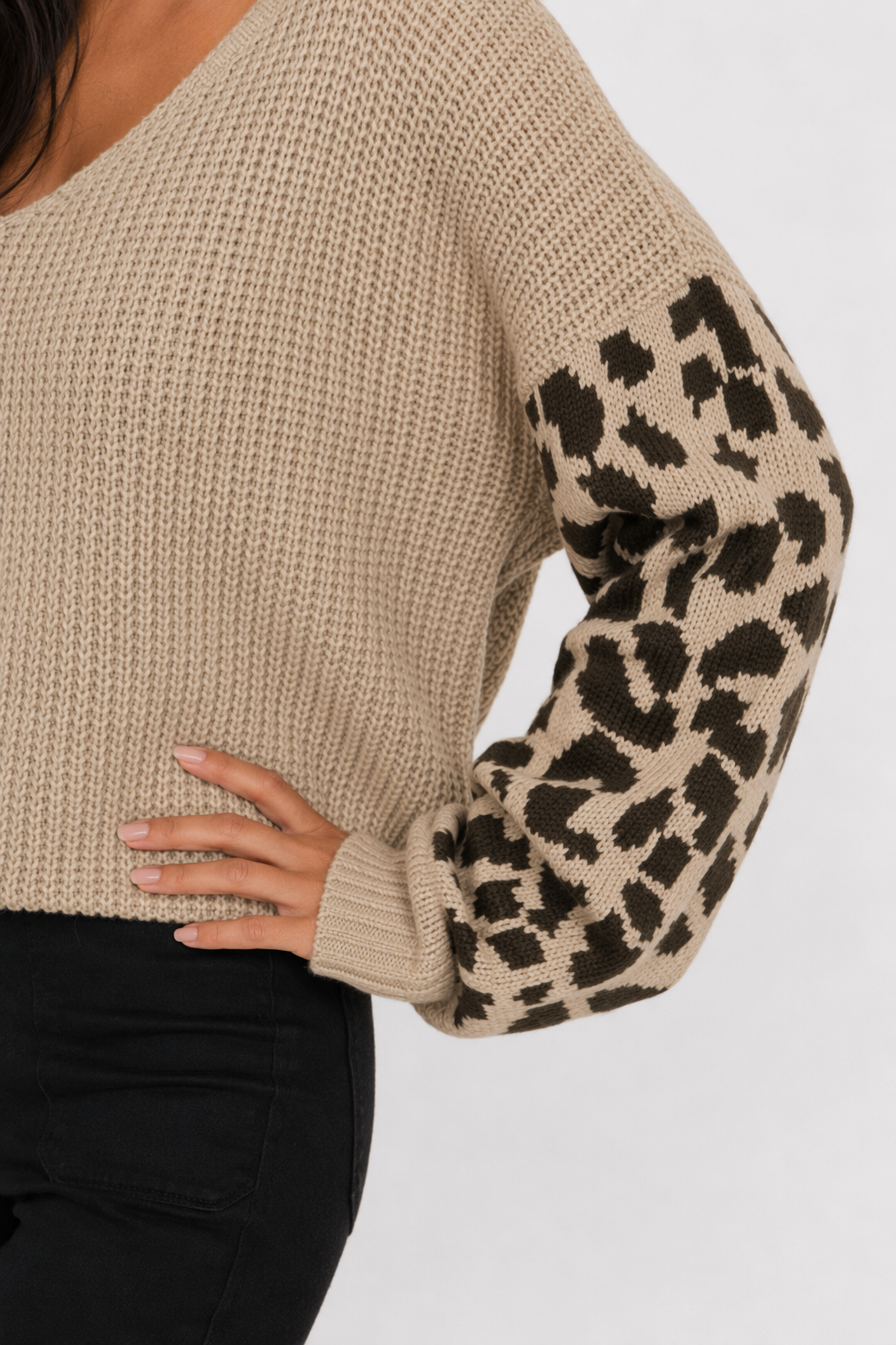 Leopard Print Sleeved Women's V Neck Sweater Khaki