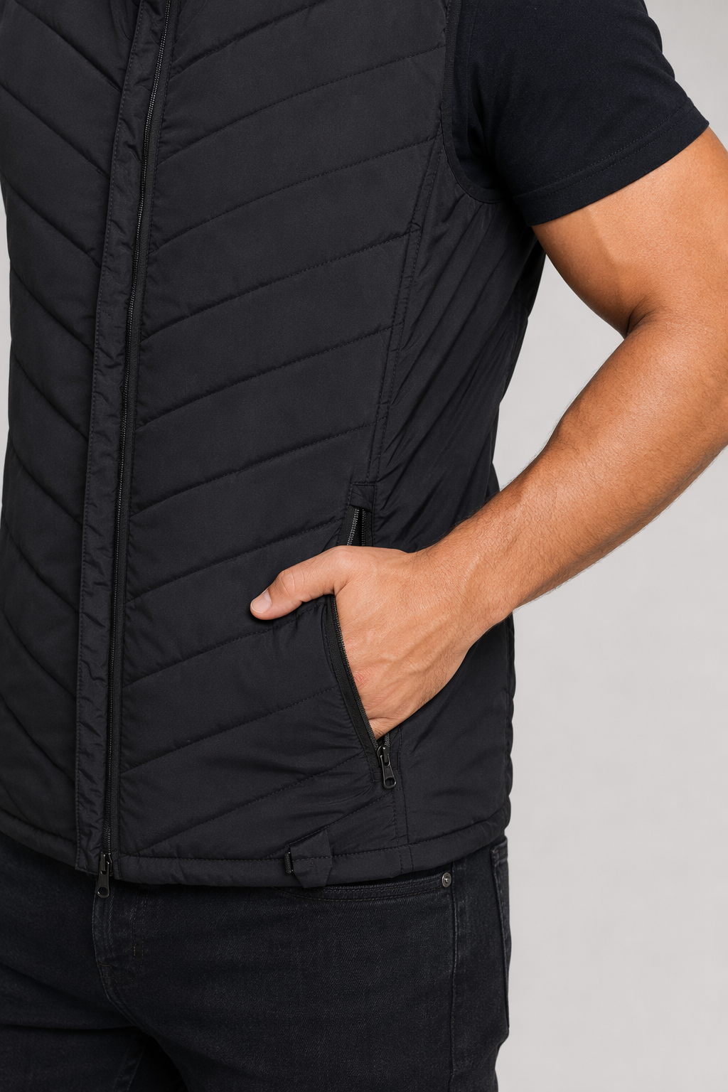 Lightweight 17-Panel Smart Heating Vest with Expanded Heating Area Black