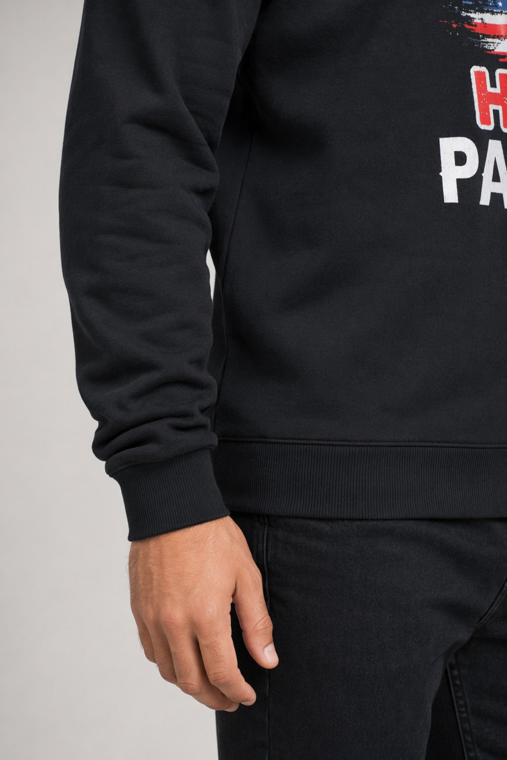 Protector Crewneck Sweatshirt - Ideal for Husbands and Dads Black