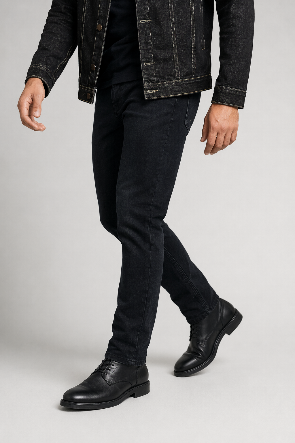 Trucker Style Men's Denim Jacket Black