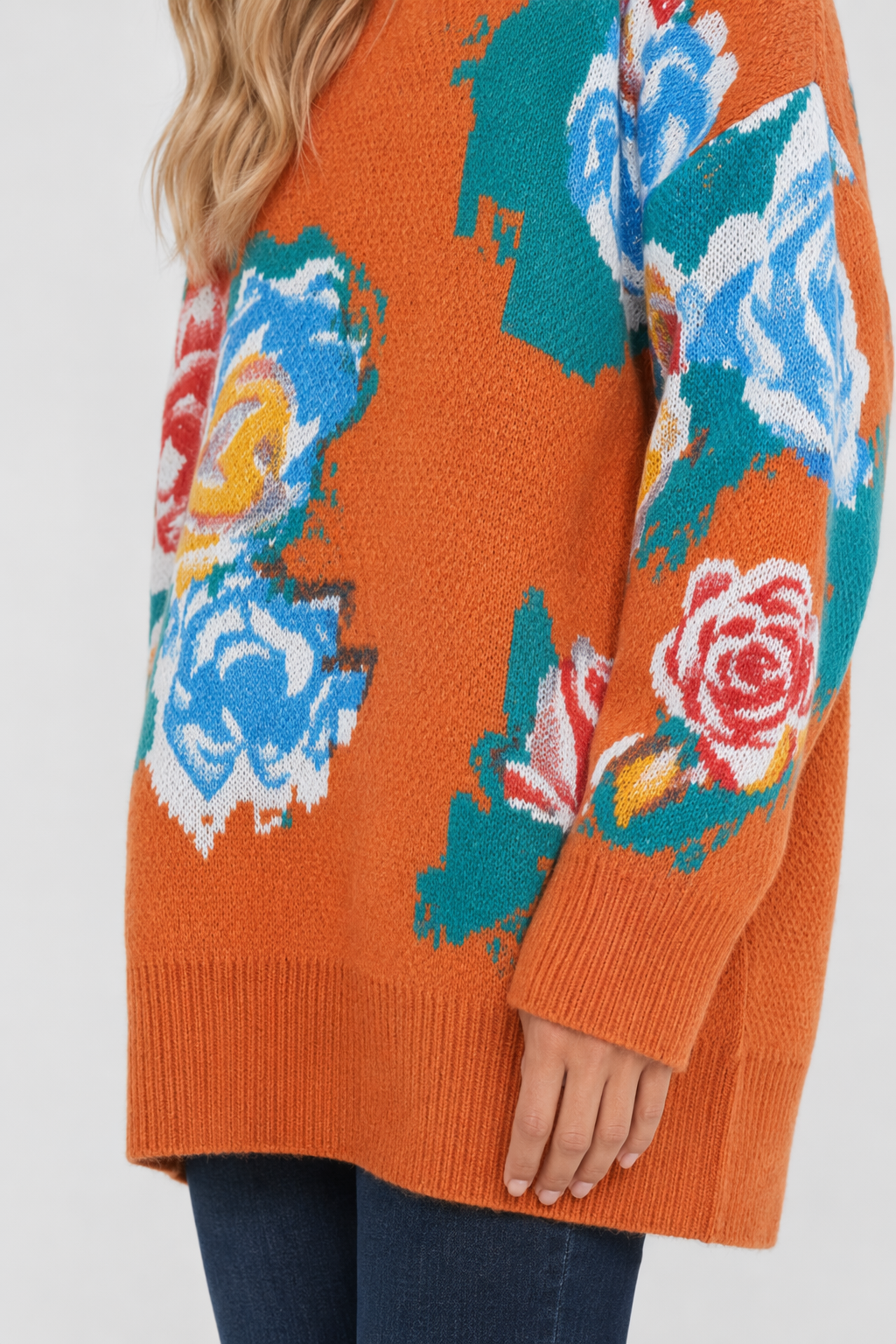 Floral Print Round Neck Women's Sweater: Maintaining Core Meaning with a Distinctive Twist Orange