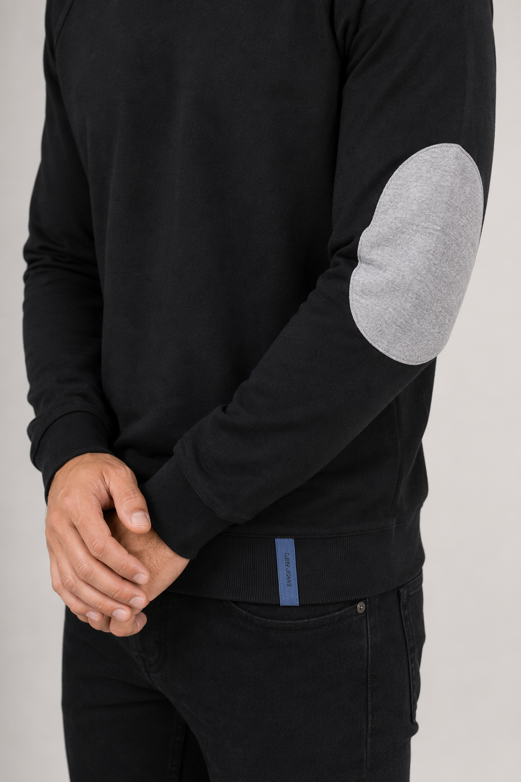 Contrasting Elbow Patch Men's Pullover Black