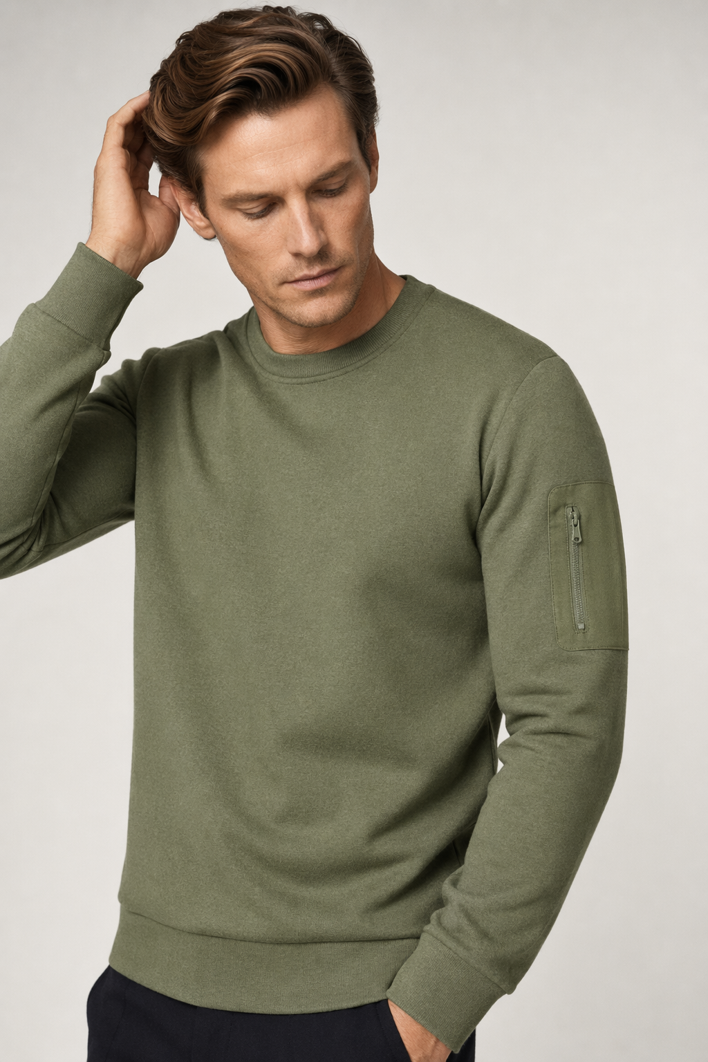 Round Neck Men's Sweatshirt with Sleeve Pocket Army Green