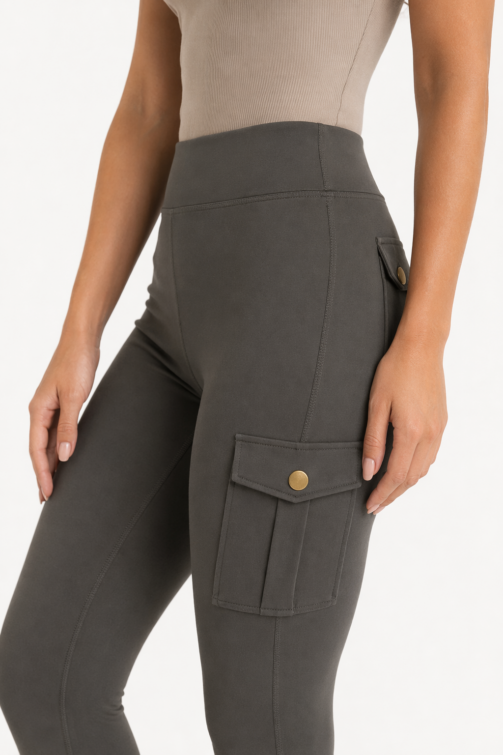 High-Waisted Yoga Leggings for Women featuring Convenient Pockets Gray