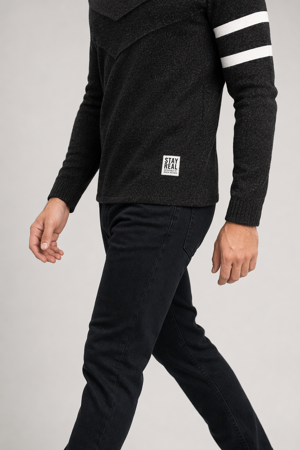 Slim Fit Men's Round Neck Pullover Sweater Black